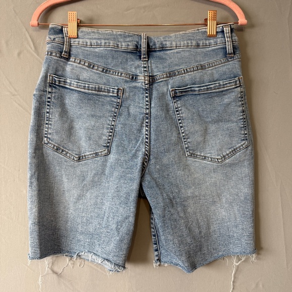 Womens Distressed Hi Rise Denim Shorts Size 8 Light Wash Frayed Summer Beach - Picture 4 of 5